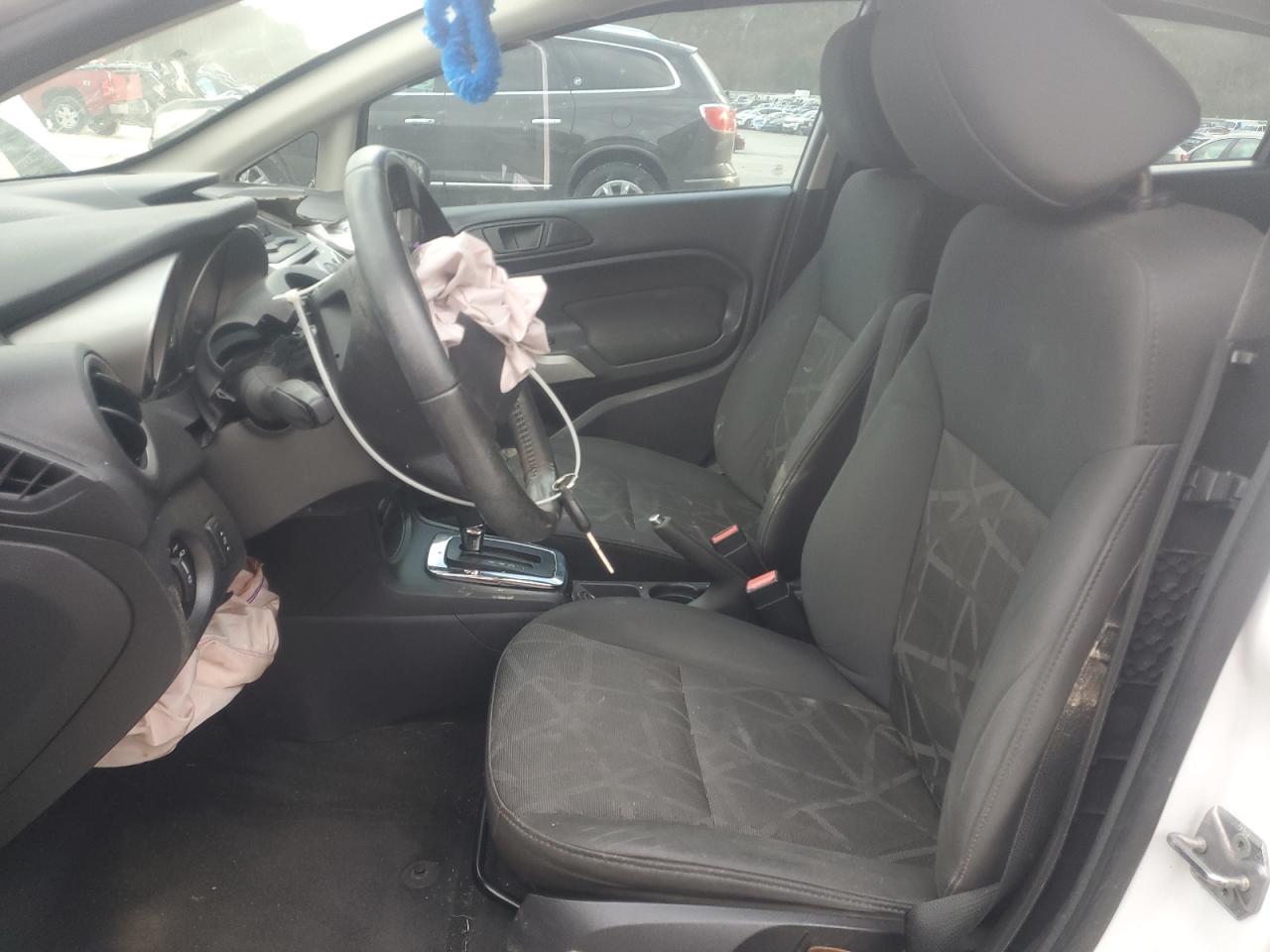 2013 Ford Fiesta Se VIN: 3FADP4BJ3DM176396 Lot: 92925065