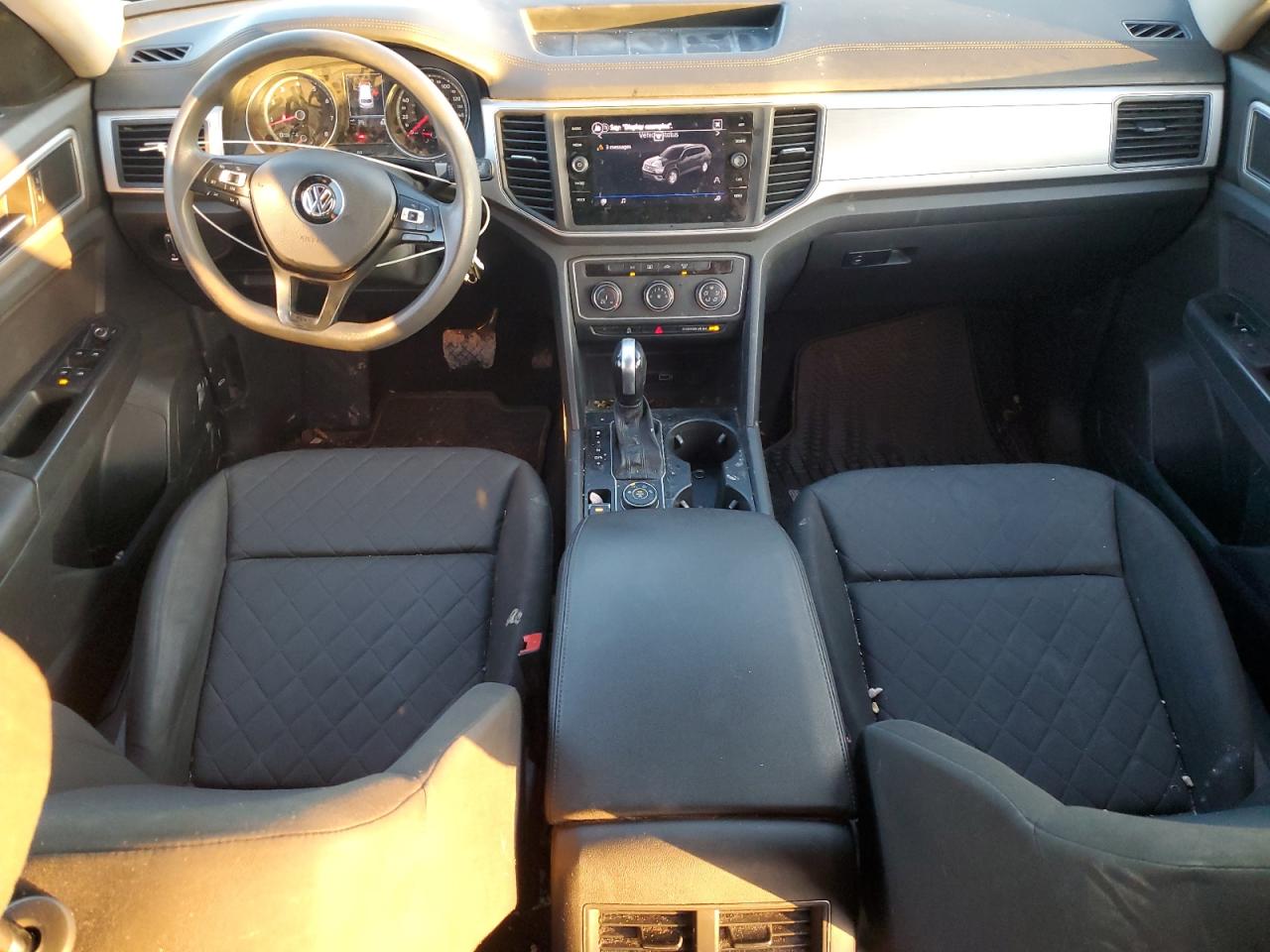 2018 Volkswagen Atlas VIN: 1V2HR2CA8JC501998 Lot: 93214145