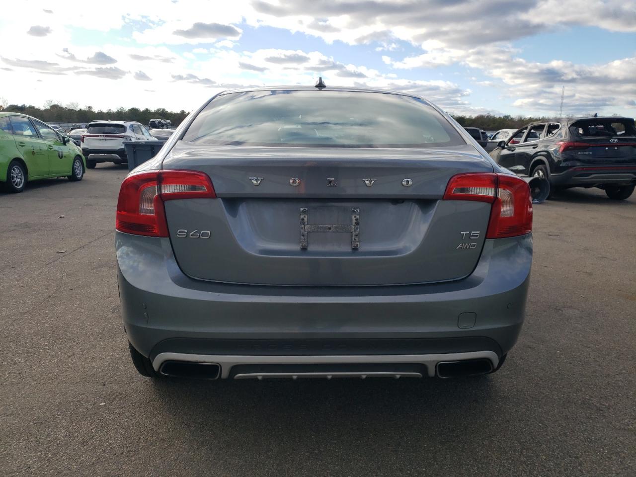 2016 Volvo S60 Cross Country T5 VIN: YV4612UM0G2001094 Lot: 92891915