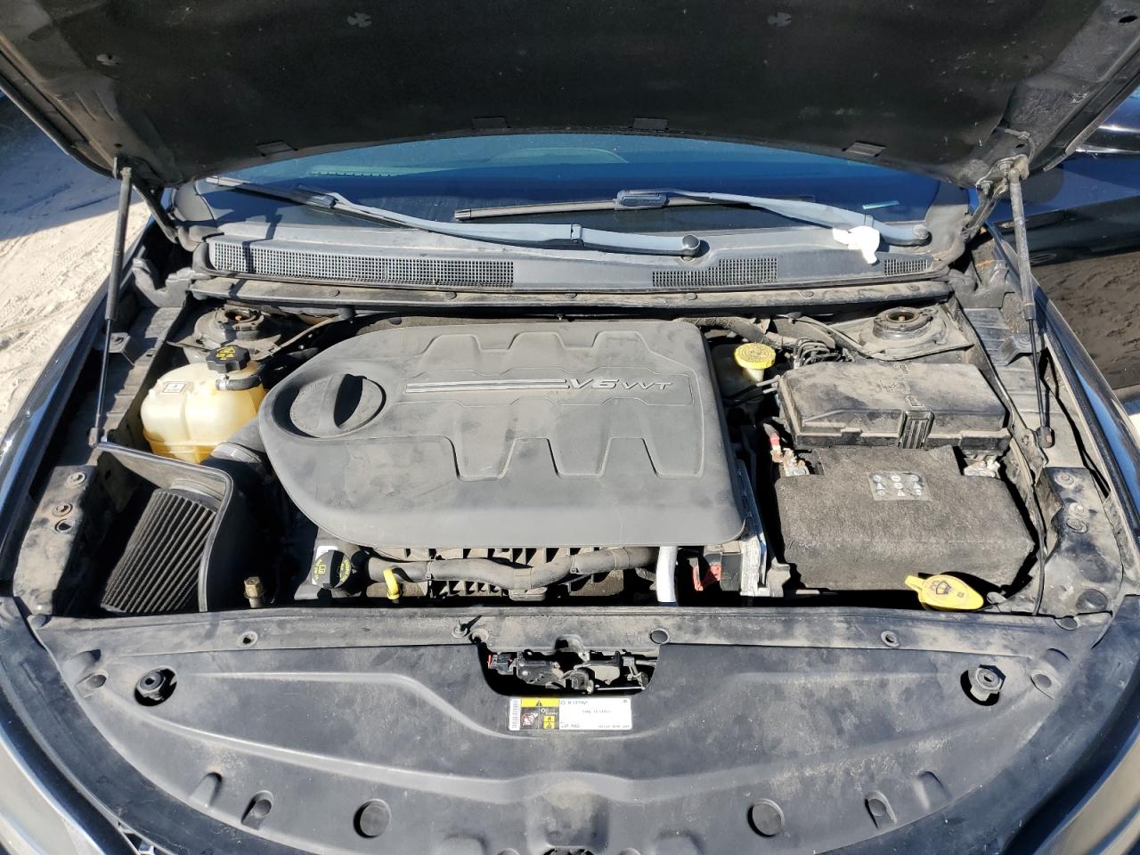 2015 Chrysler 200 S VIN: 1C3CCCBGXFN505916 Lot: 92730645