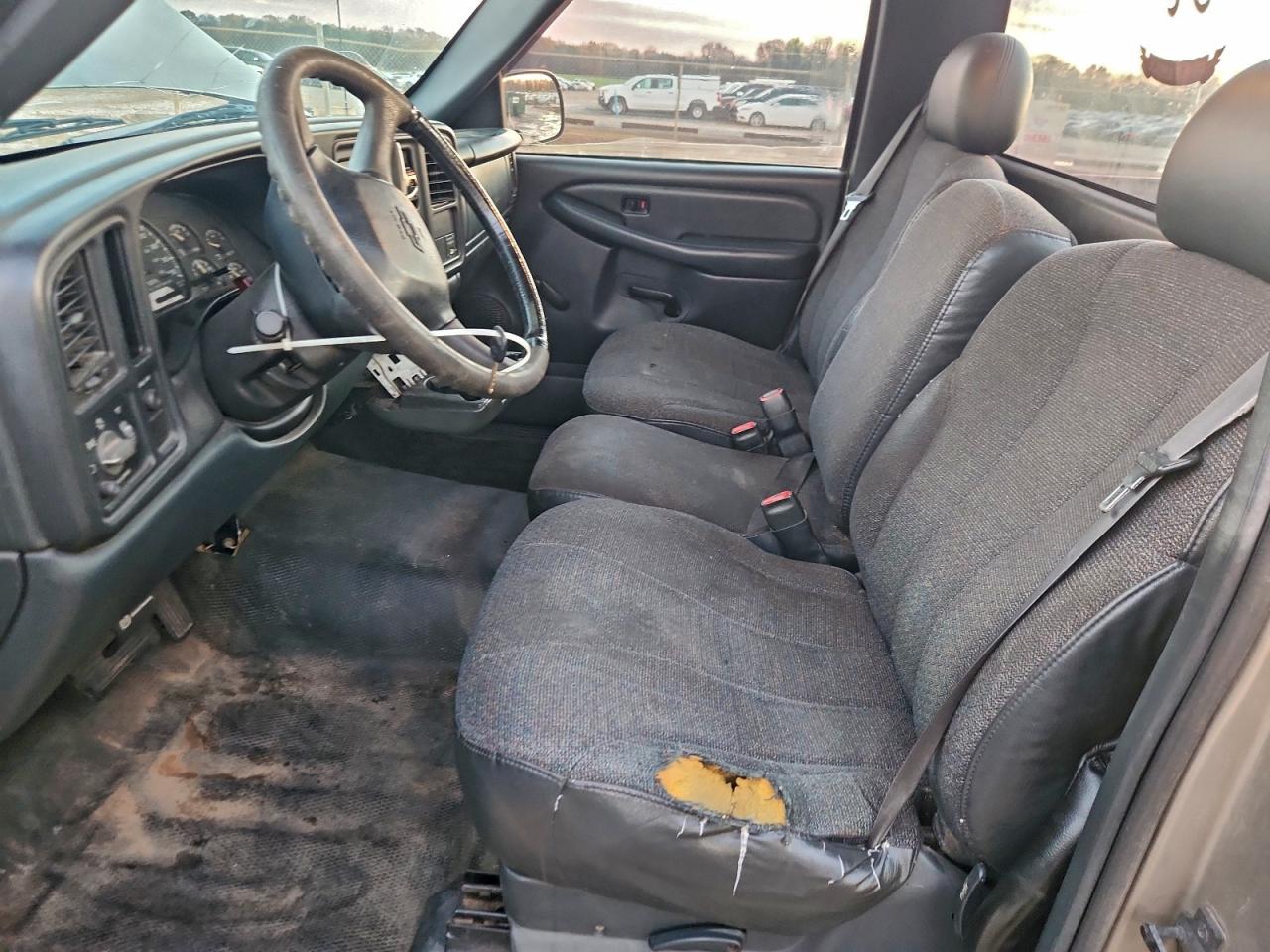 1999 Chevrolet Silverado C1500 VIN: 1GCEC14W2XE243288 Lot: 94552605