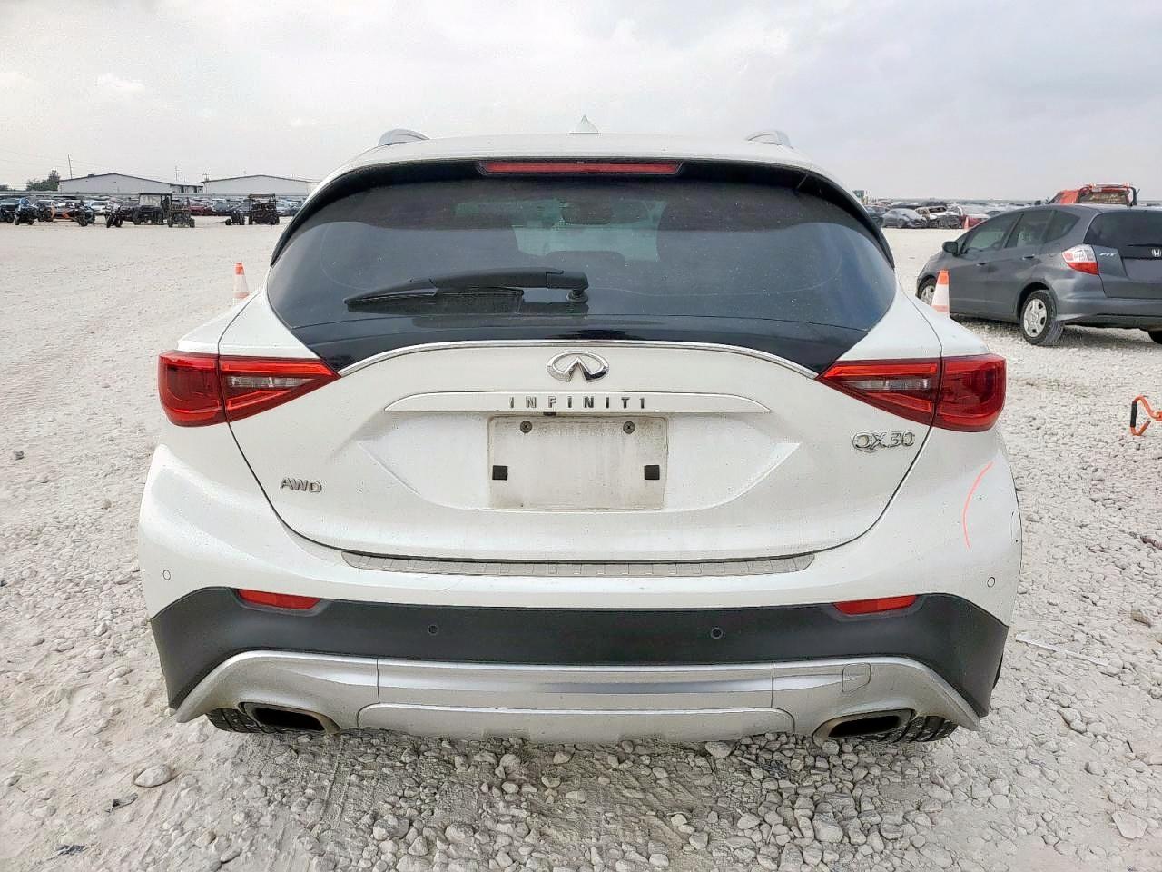 2017 Infiniti Qx30 Base VIN: SJKCH5CR0HA036528 Lot: 93323495