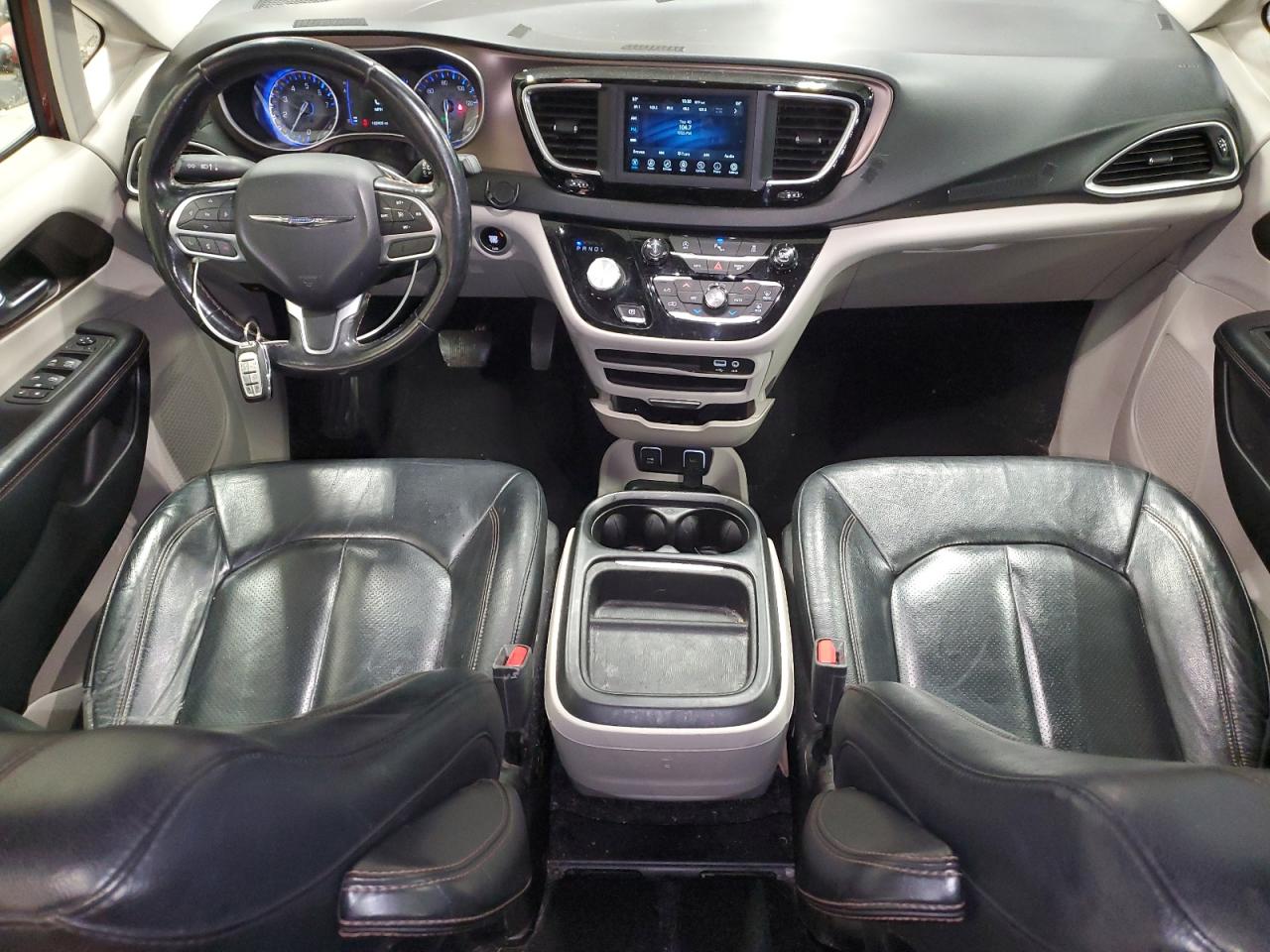 2019 Chrysler Pacifica Touring L VIN: 2C4RC1BG7KR680521 Lot: 92469225