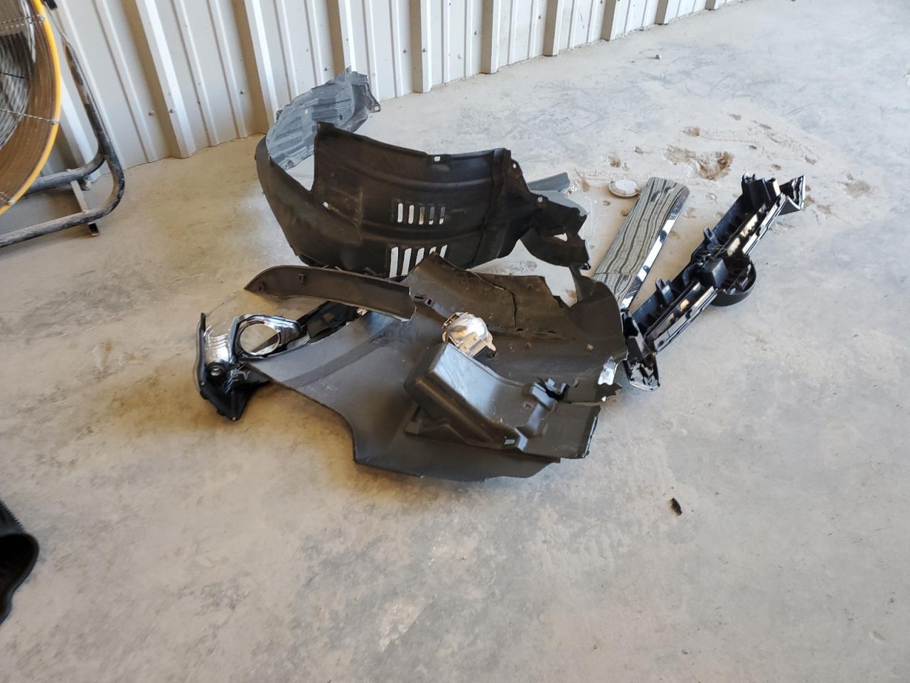 2020 Toyota 4Runner Sr5/Sr5 Premium VIN: JTEBU5JR9L5763855 Lot: 92118065