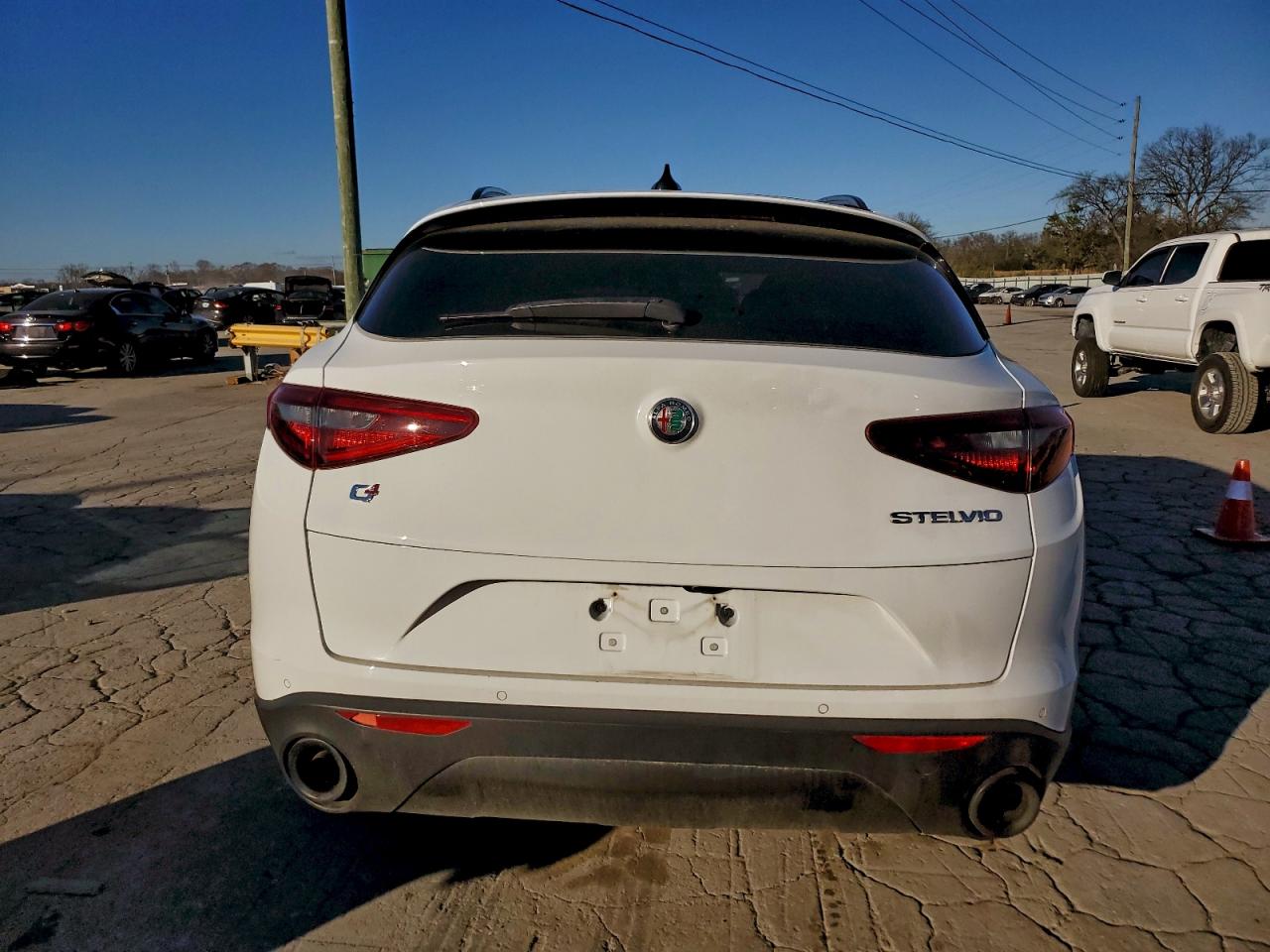 2022 Alfa Romeo Stelvio VIN: ZASPAKAN8N7D33649 Lot: 94256925