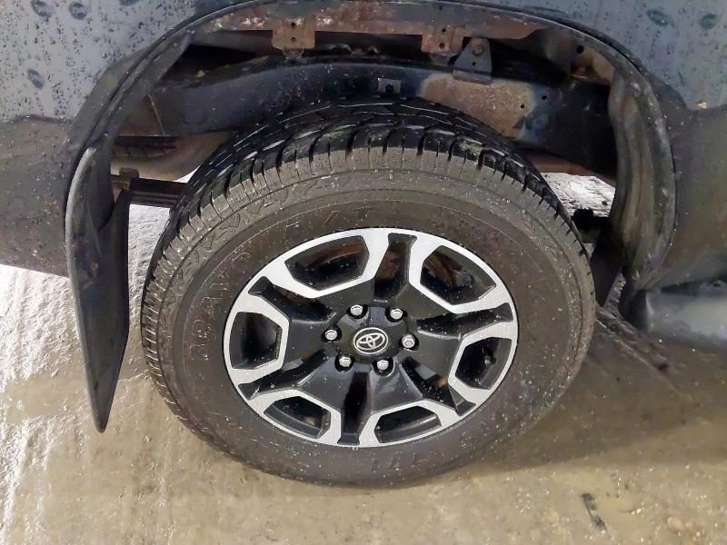 2021 TOYOTA HILUX INVINCIBLE D/CAB PICK UP 2.8 D-4D AUTO