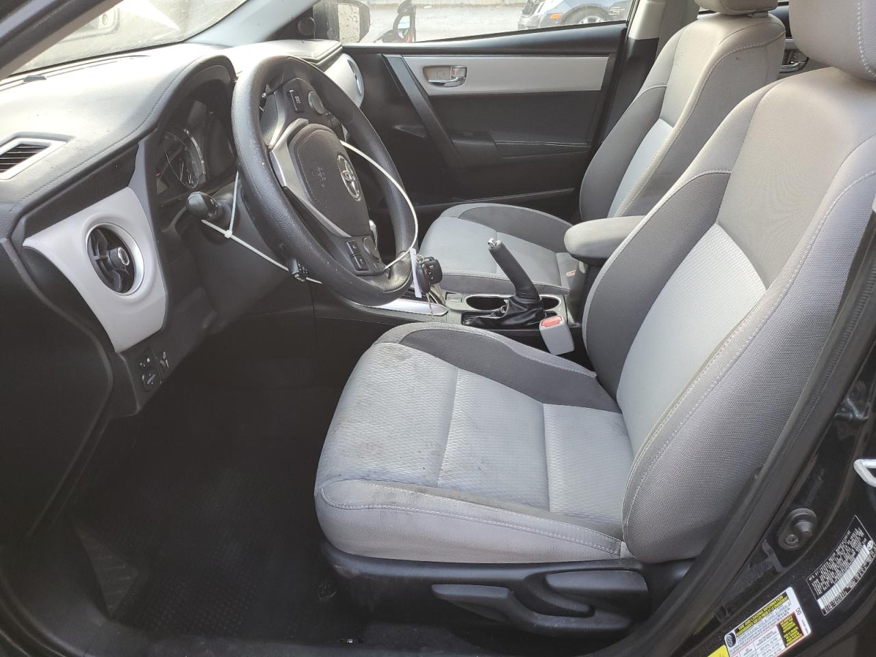 2017 Toyota Corolla L VIN: 5YFBURHE5HP694008 Lot: 93288475