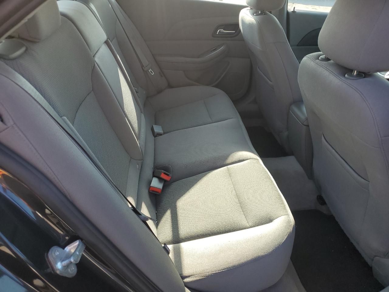 2014 Chevrolet Malibu Ls VIN: 1G11B5SL2EF141085 Lot: 91225865