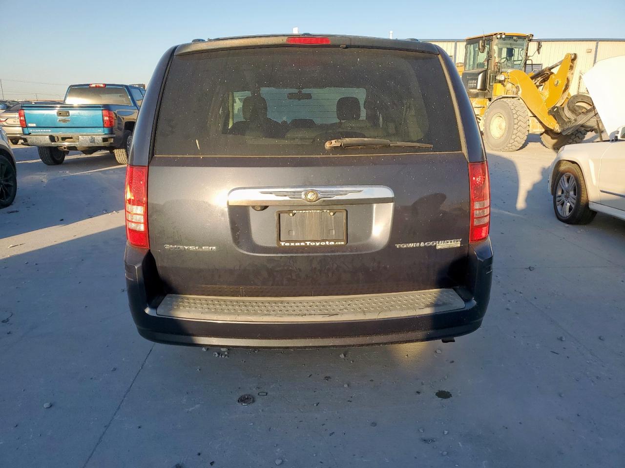 2009 Chrysler Town & Country Touring VIN: 2A8HR54149R509447 Lot: 92085415