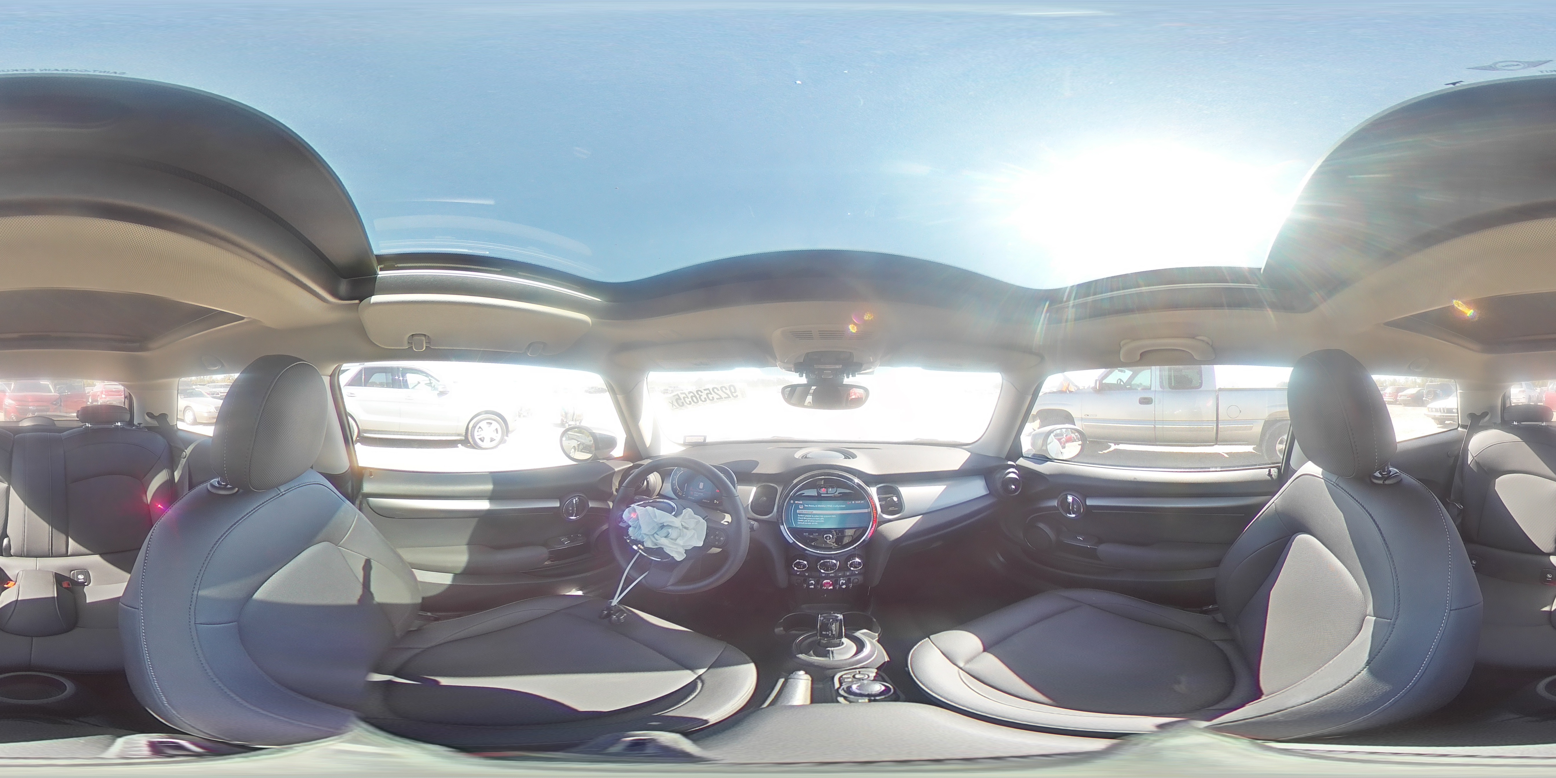 2024 Mini Cooper VIN: WMW33DH06R2V00890 Lot: 92253655