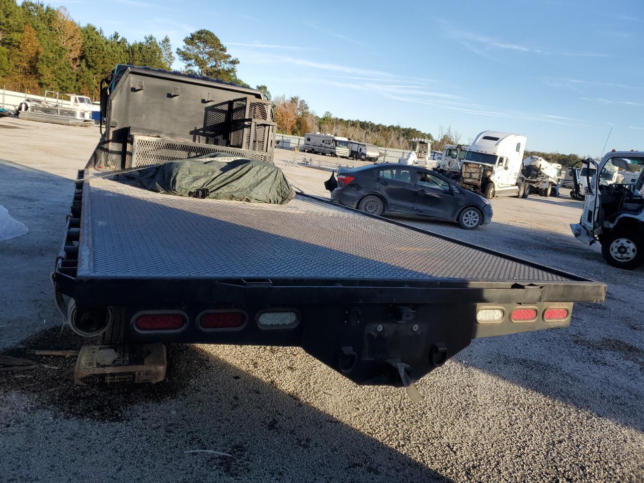 2015 Isuzu Npr Hd Flatbed Truck VIN: 54DC4W1B5FS802380 Lot: 90488095