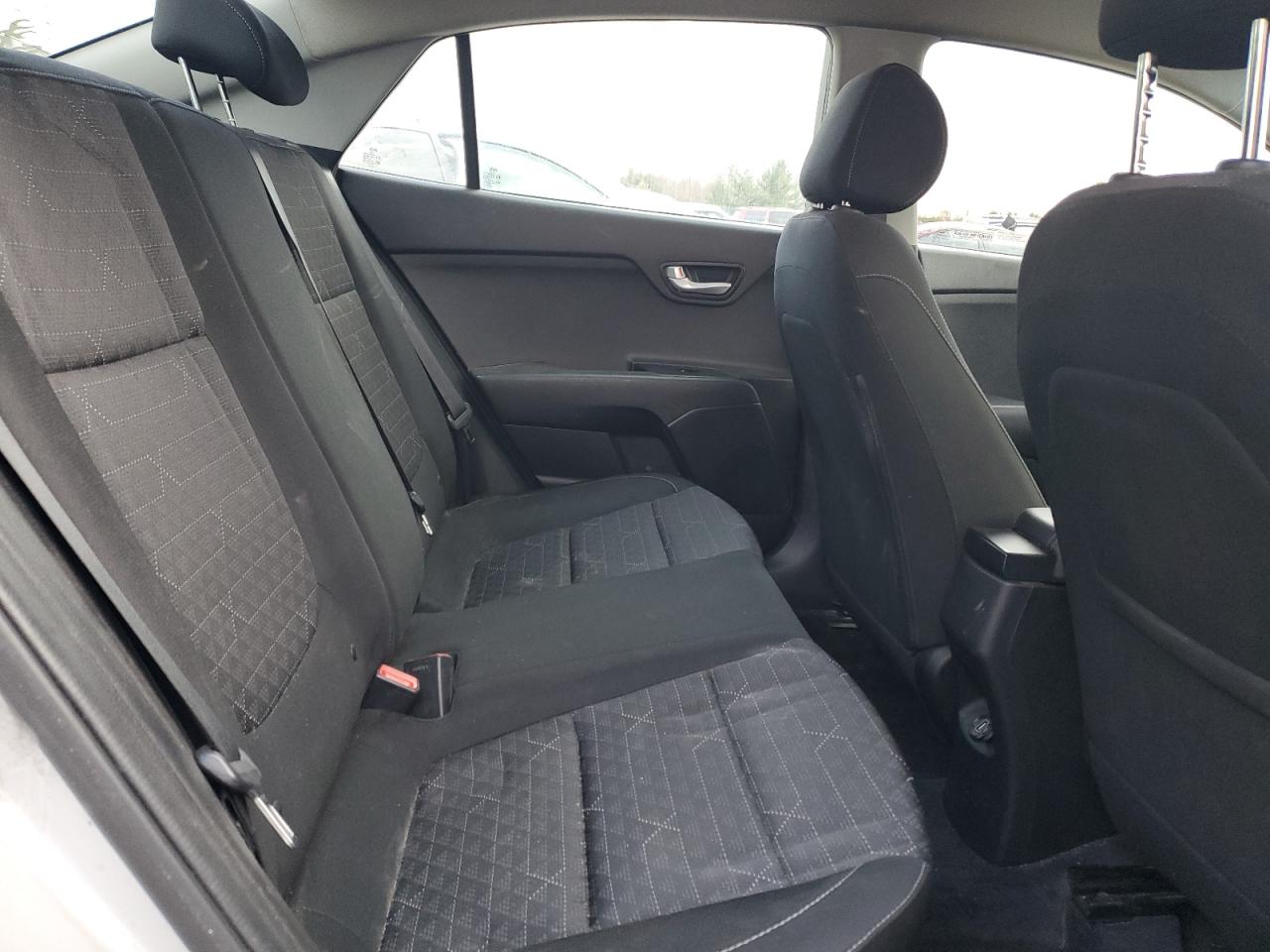 2018 Kia Rio Lx VIN: 3KPA24AB7JE054975 Lot: 92690275