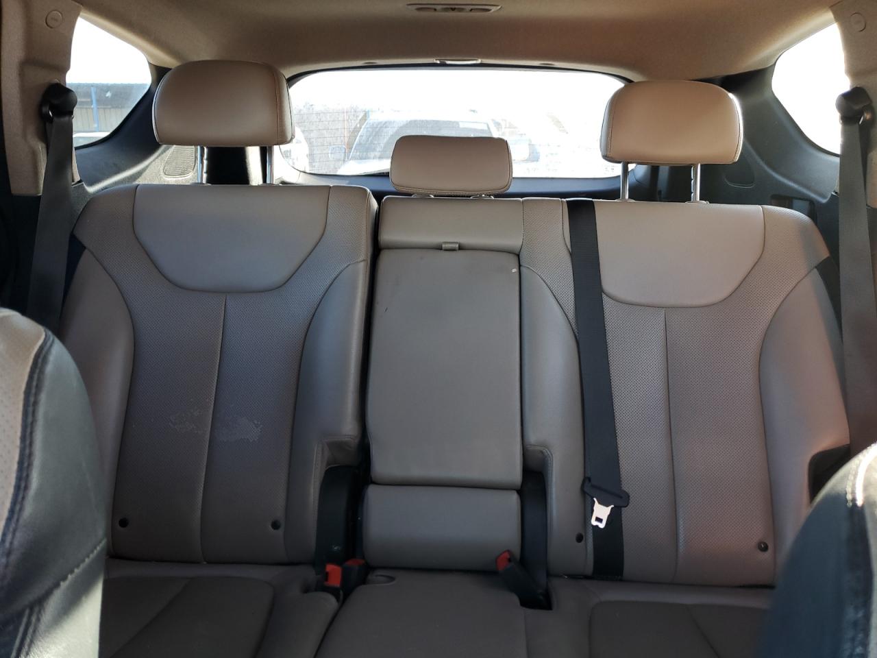 2020 Hyundai Santa Fe Sel VIN: 5NMS33AA6LH271173 Lot: 92690725