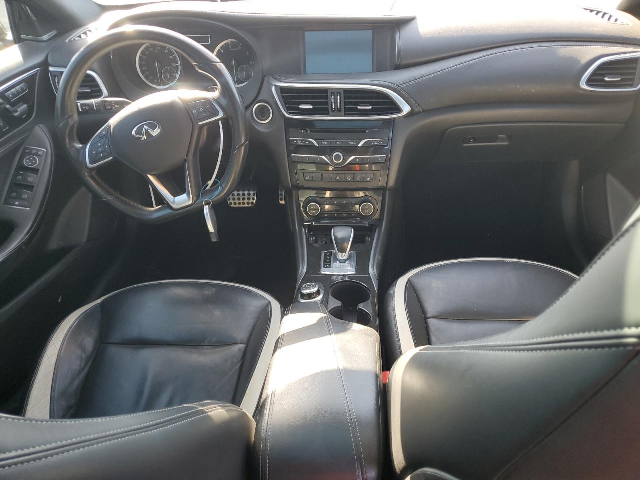 2017 Infiniti Qx30 Base VIN: SJKCH5CP5HA021585 Lot: 92453655