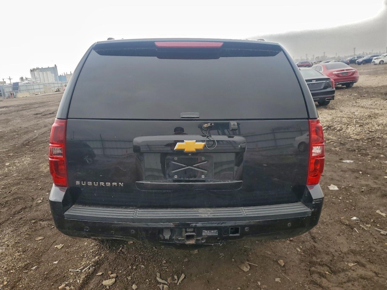 2014 Chevrolet Suburban K1500 Lt VIN: 1GNSKJE76ER210739 Lot: 94045825