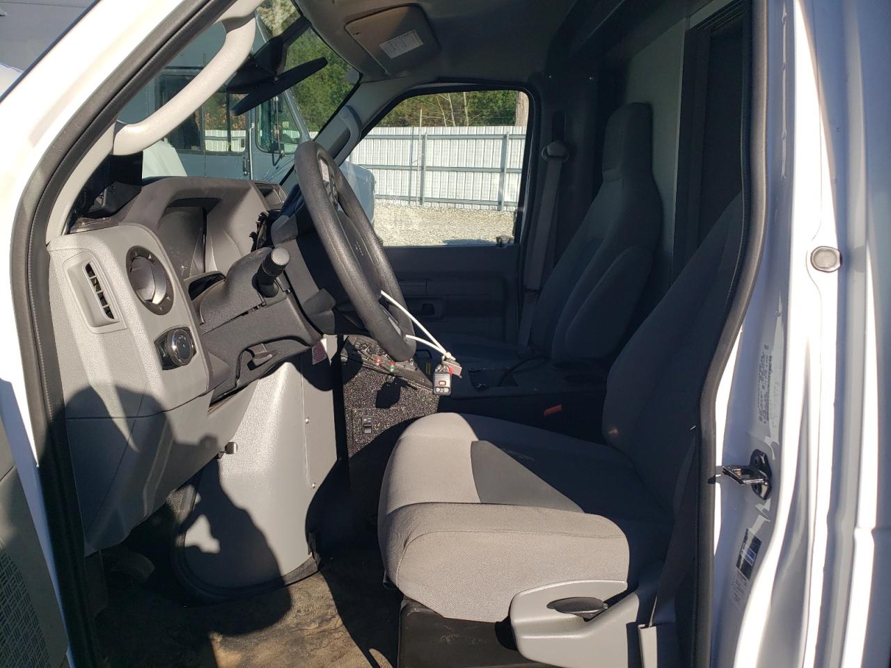 2025 Ford Econoline E350 Super Duty Cutaway Van VIN: 1FDWE3FN8SDD12350 Lot: 92796095