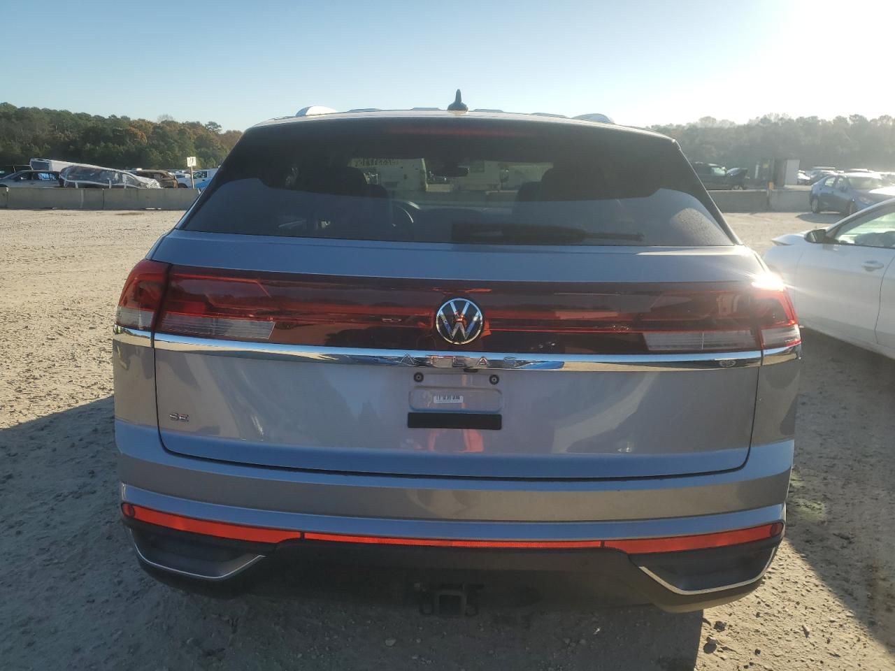 2024 Volkswagen Atlas Cross Sport Se VIN: 1V2WE2CA2RC219872 Lot: 92331715