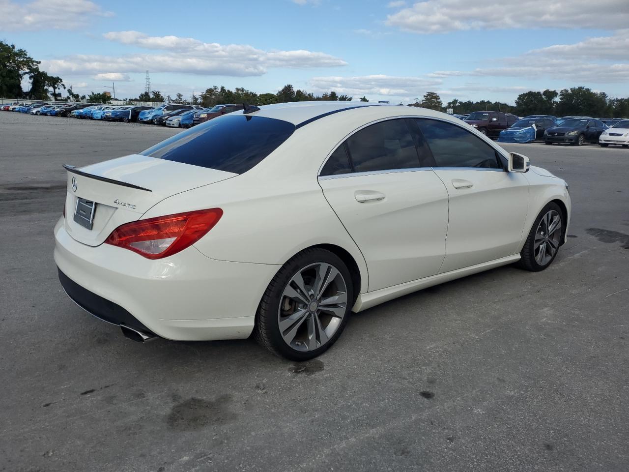 2016 Mercedes-Benz Cla 250 4Matic white sedan gas WDDSJ4GB4GN389863 photo #4