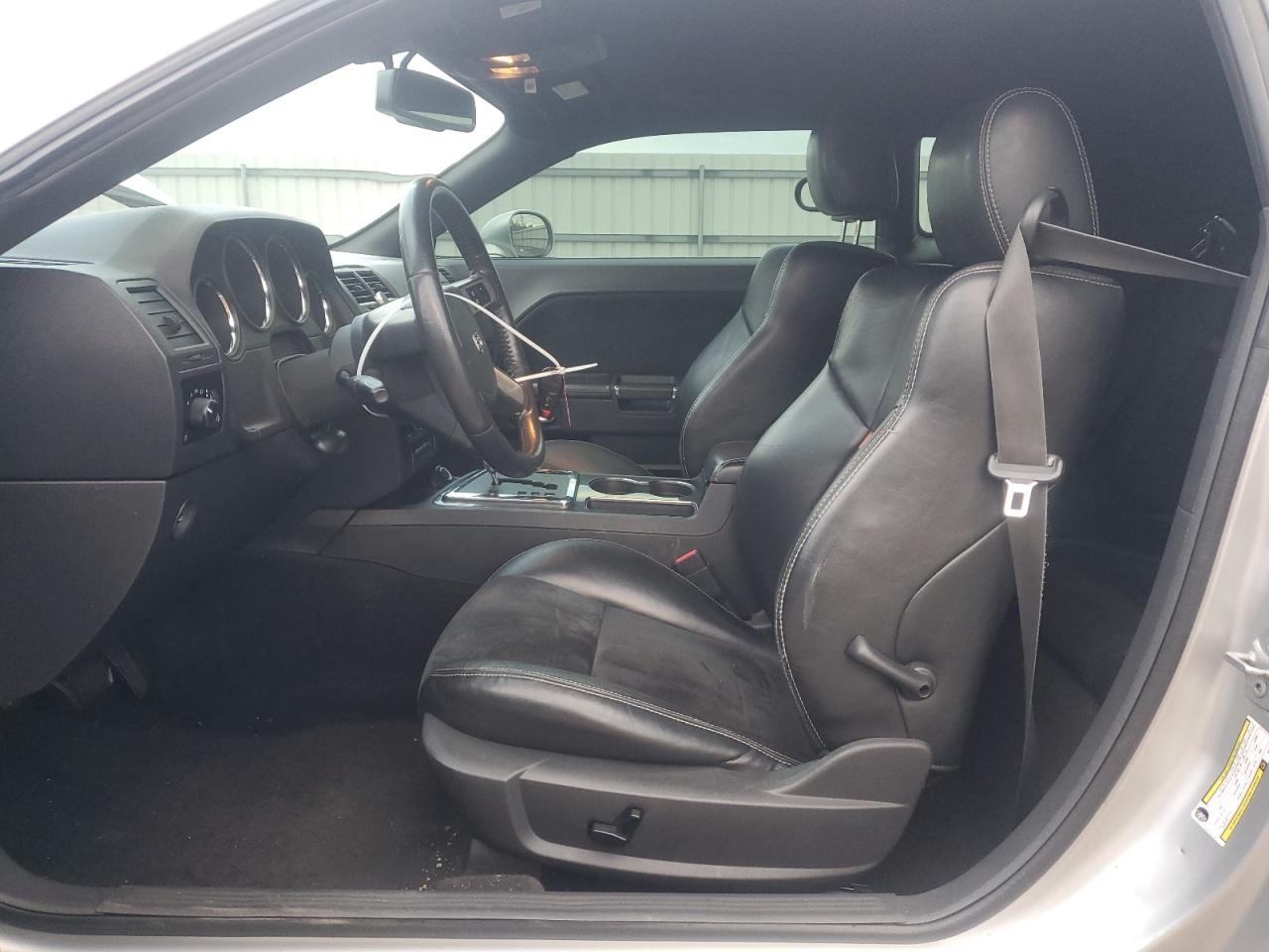 2008 Dodge Challenger Srt-8 VIN: 2B3LJ74WX8H301837 Lot: 91973795