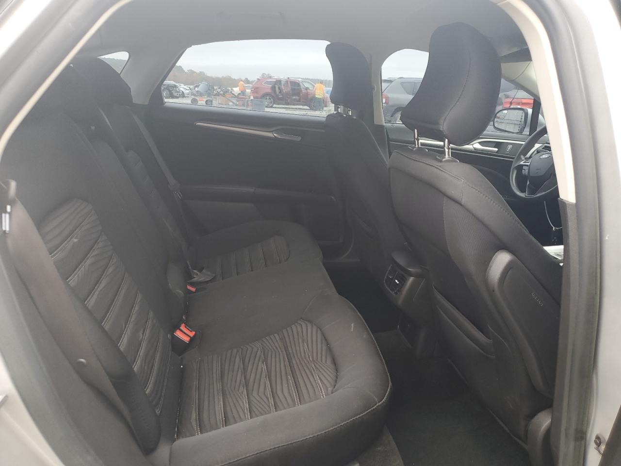 2016 Ford Fusion Se VIN: 3FA6P0H76GR240886 Lot: 91426315