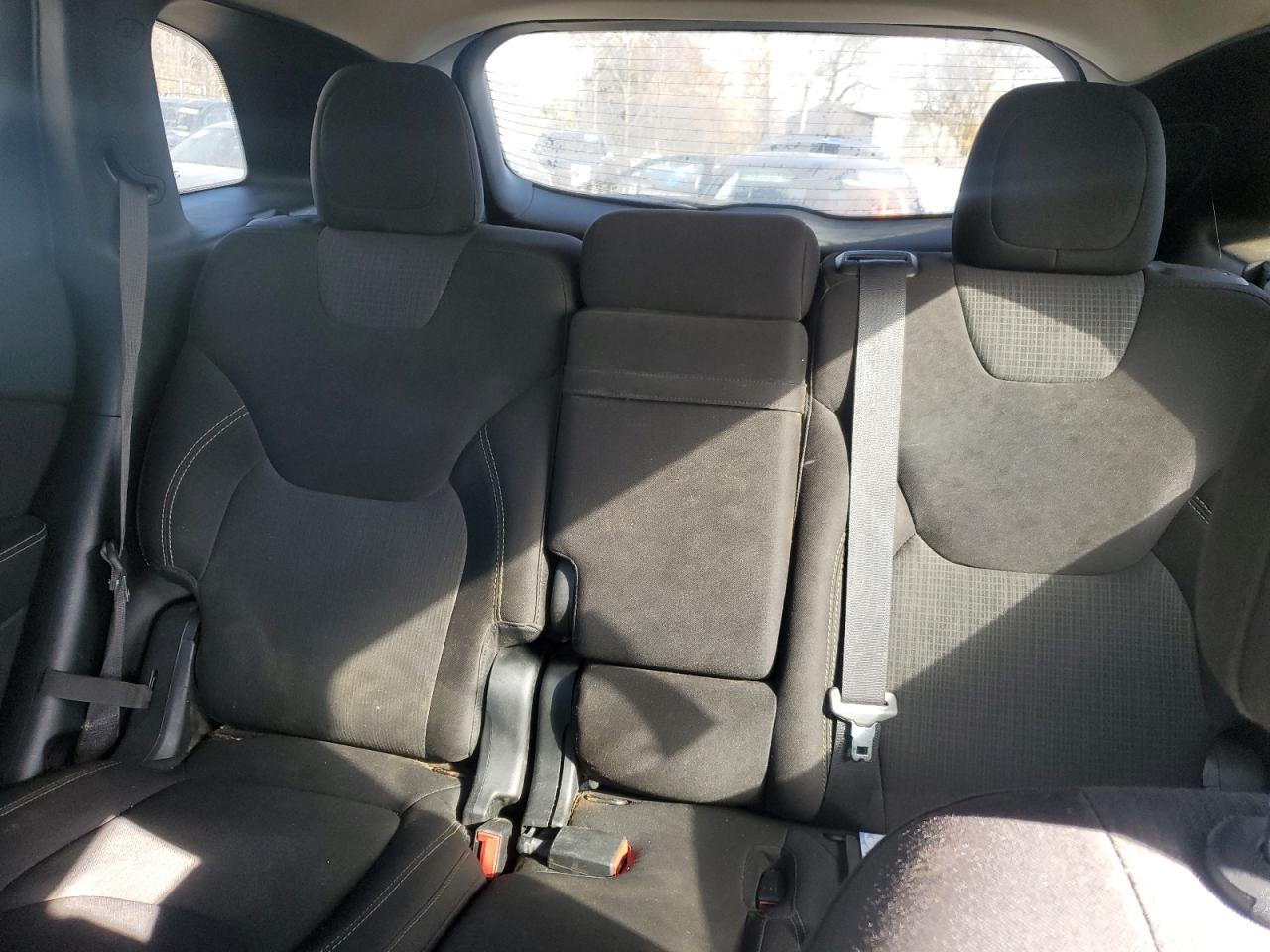 2015 Jeep Cherokee Latitude VIN: 1C4PJMCB1FW715343 Lot: 91993955