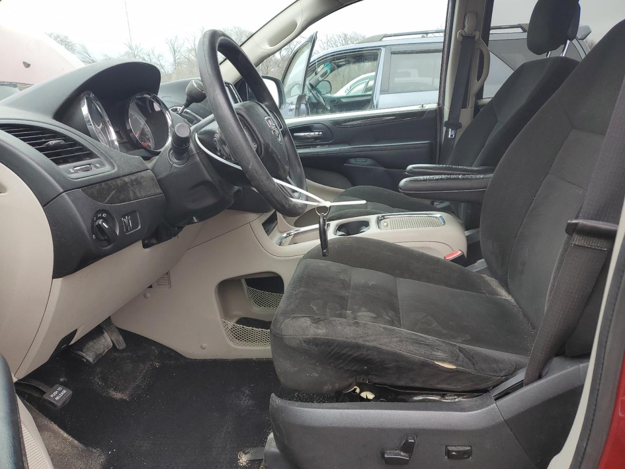 2015 Dodge Grand Caravan Sxt VIN: 2C4RDGCG1FR651181 Lot: 92935145