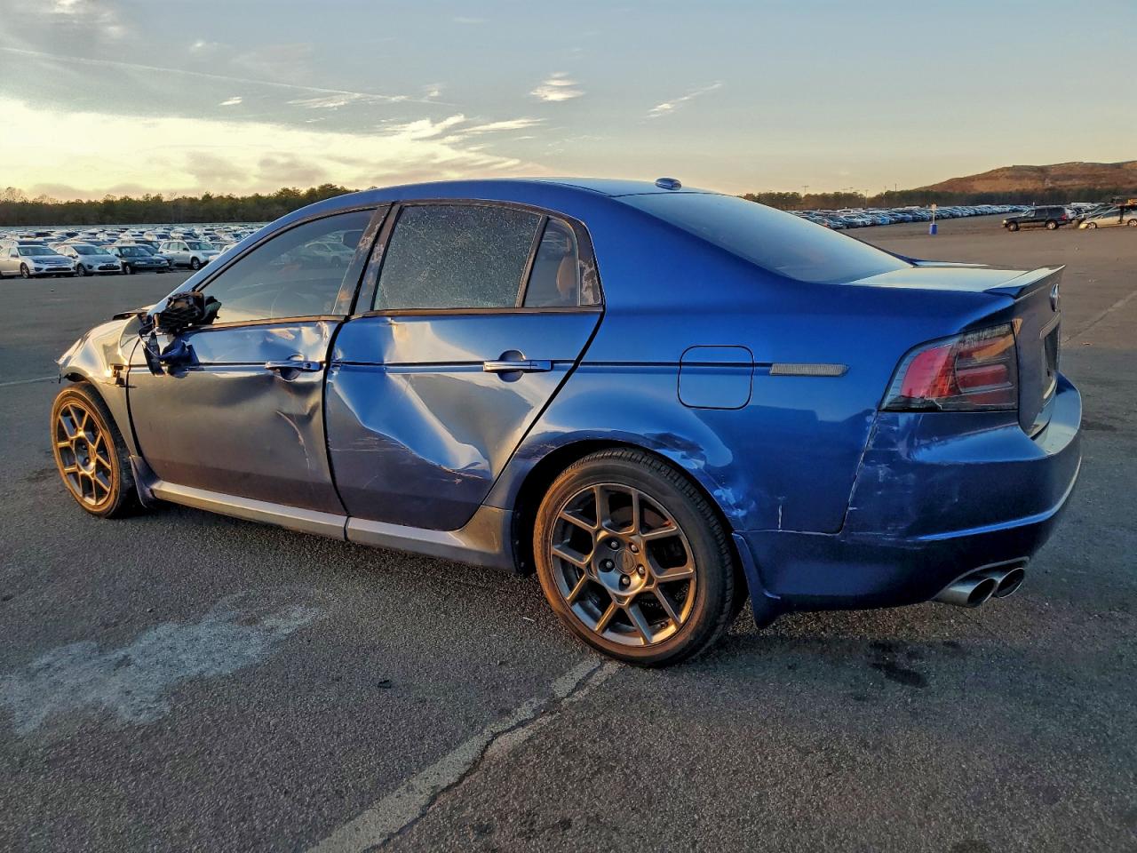 Фото: 19UUA76538A042535