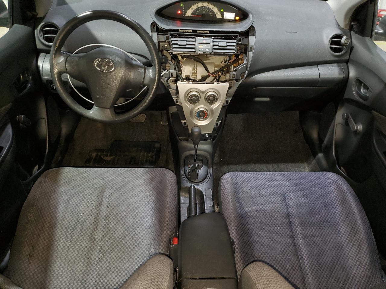2008 Toyota Yaris VIN: JTDBT923881206605 Lot: 92711255