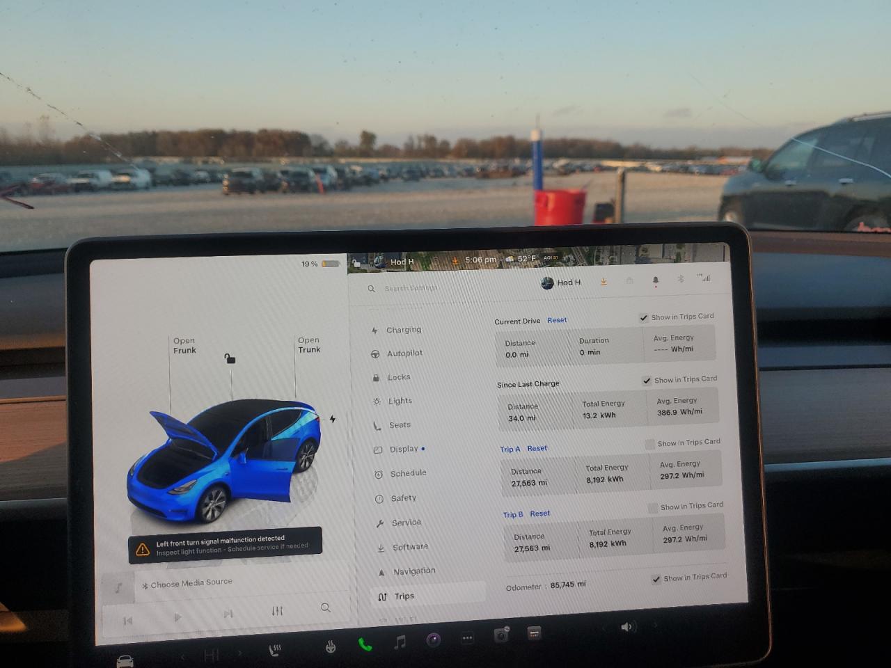 2024 Tesla Model Y VIN: 7SAYGDEE5RA227032 Lot: 91682045