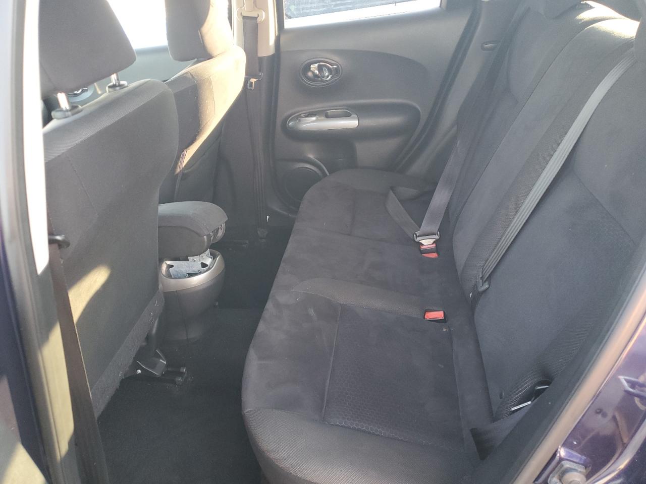 2015 Nissan Juke S VIN: JN8AF5MR7FT505506 Lot: 93729405