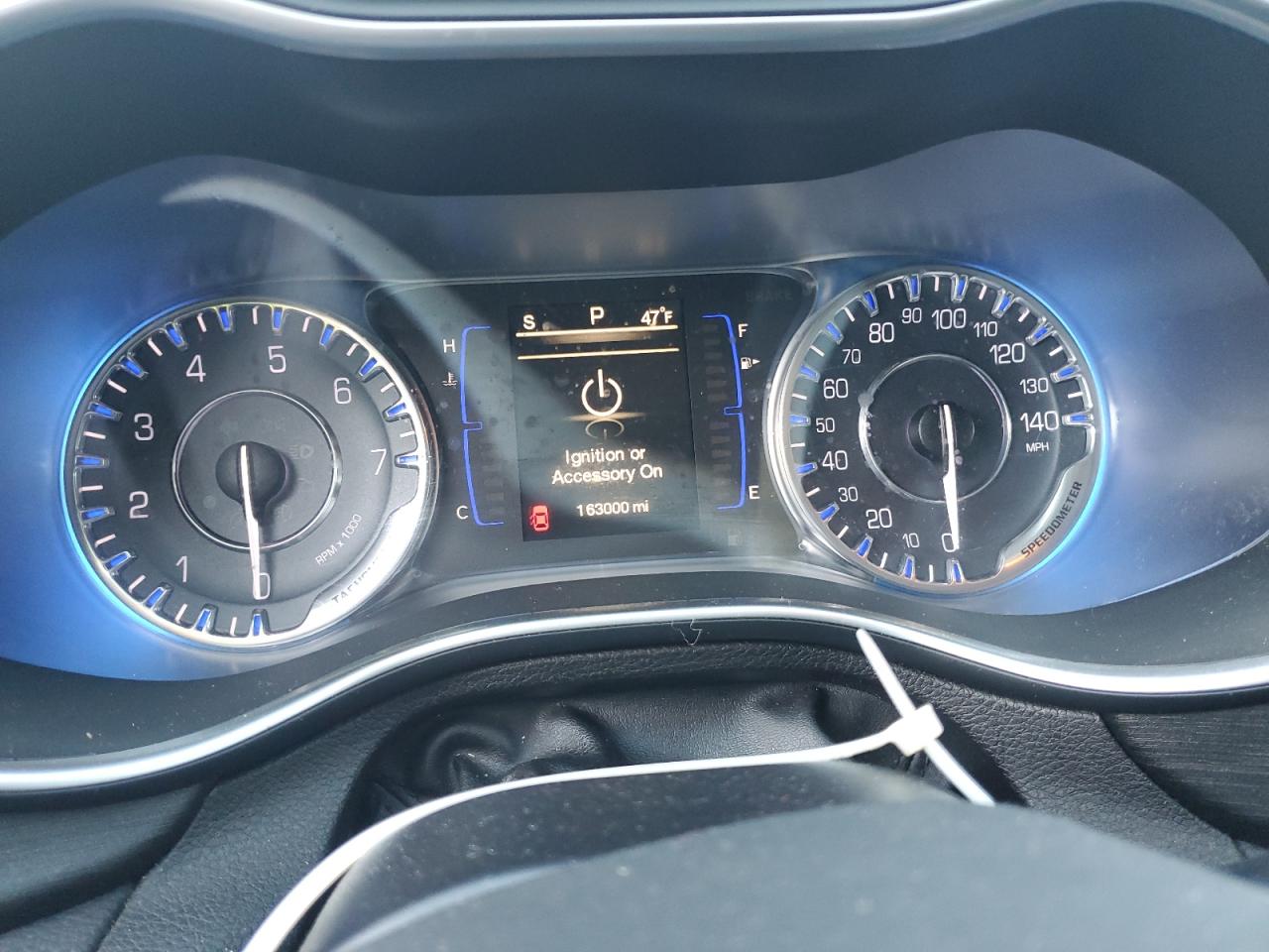 2015 Chrysler 200 Limited VIN: 1C3CCCABXFN702154 Lot: 82697925