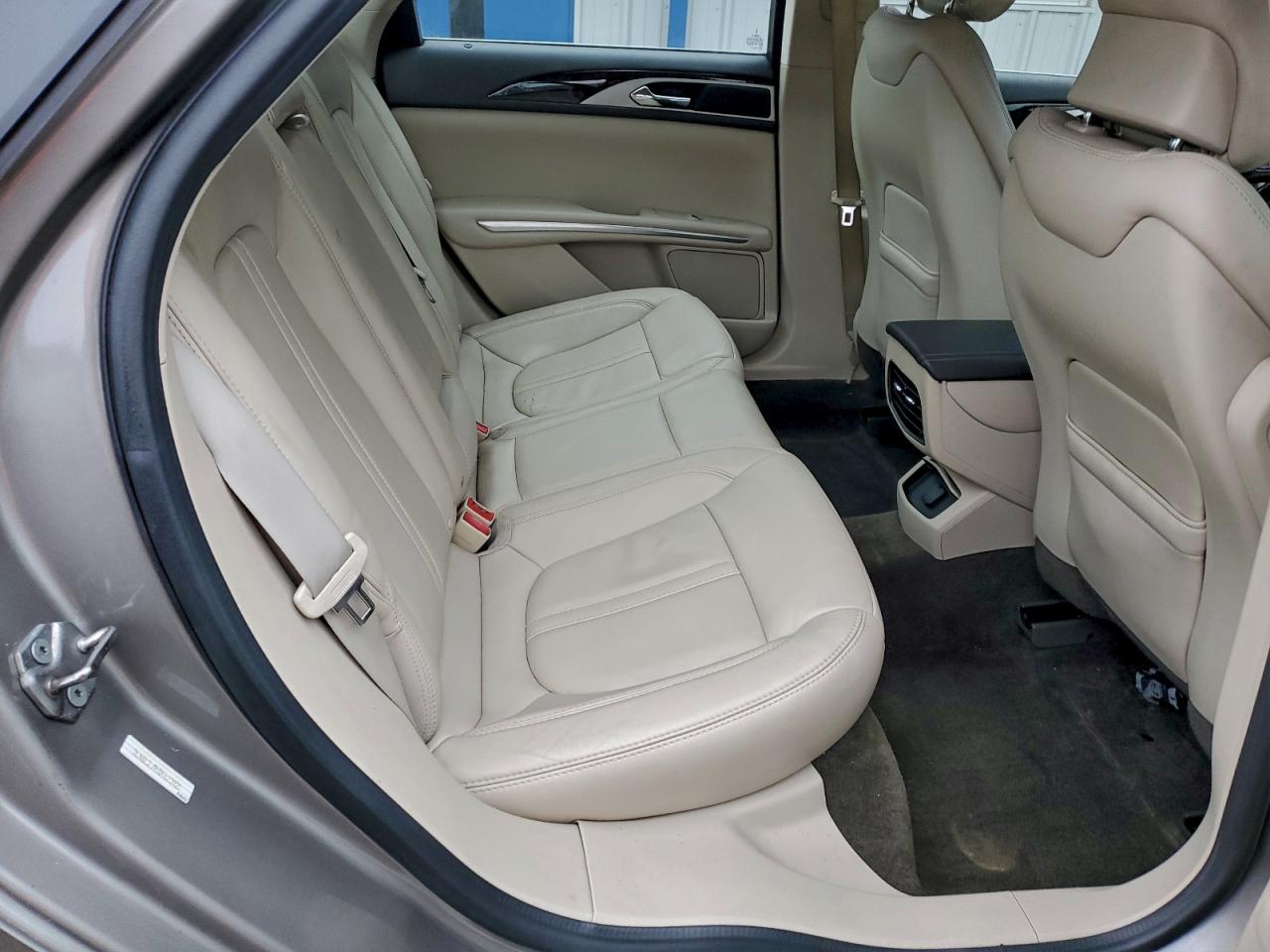 2016 Lincoln Mkz VIN: 3LN6L2J91GR623921 Lot: 93879015