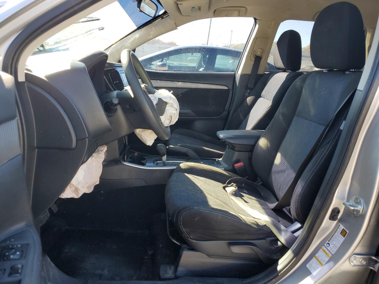 2018 Mitsubishi Outlander Es VIN: JA4AD2A30JZ011844 Lot: 90761385