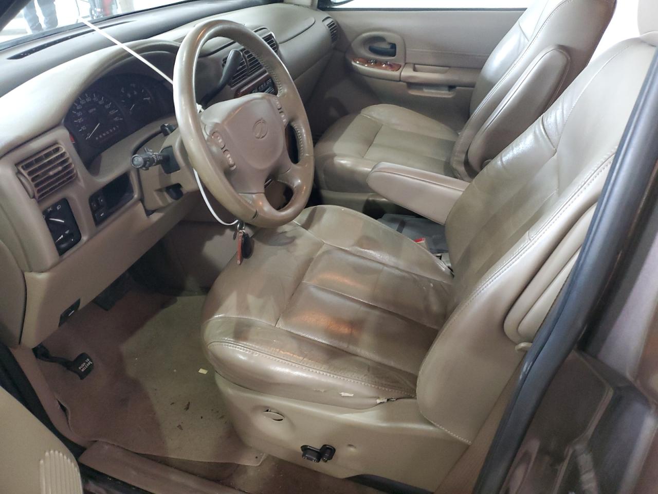 2002 Oldsmobile Silhouette Luxury VIN: 1GHDX13E92D238042 Lot: 91470575