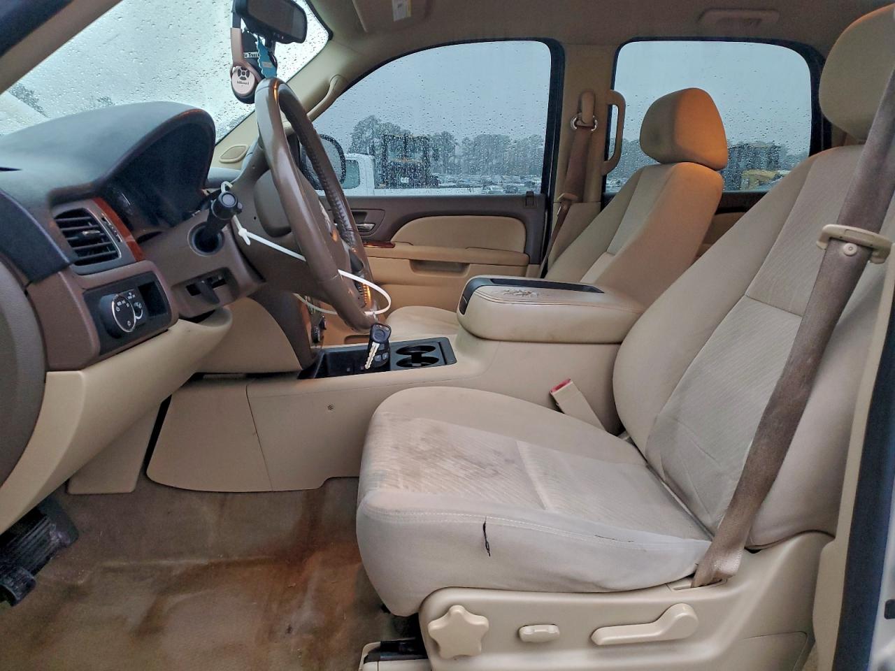 2010 Chevrolet Tahoe C1500 Ls VIN: 1GNMCAE36AR216621 Lot: 93633585