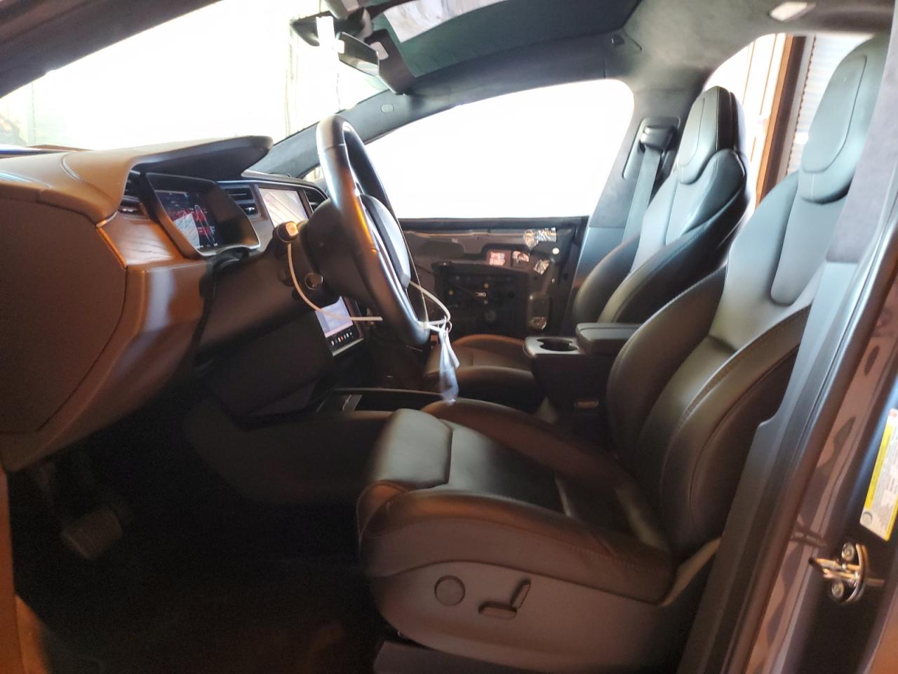 2019 Tesla Model X VIN: 5YJXCDE27KF149355 Lot: 90620235