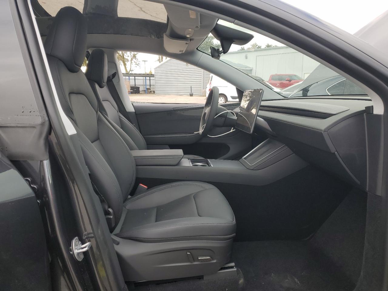 2026 Tesla Model Y VIN: 7SAYGDED1TF429187 Lot: 93100485