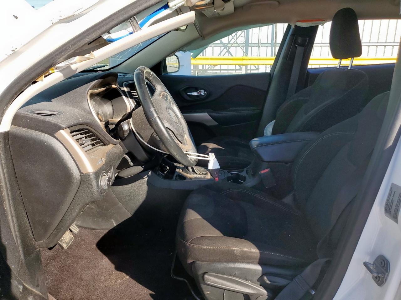 2017 Jeep Cherokee Latitude VIN: 1C4PJLCB9HD221904 Lot: 91264565