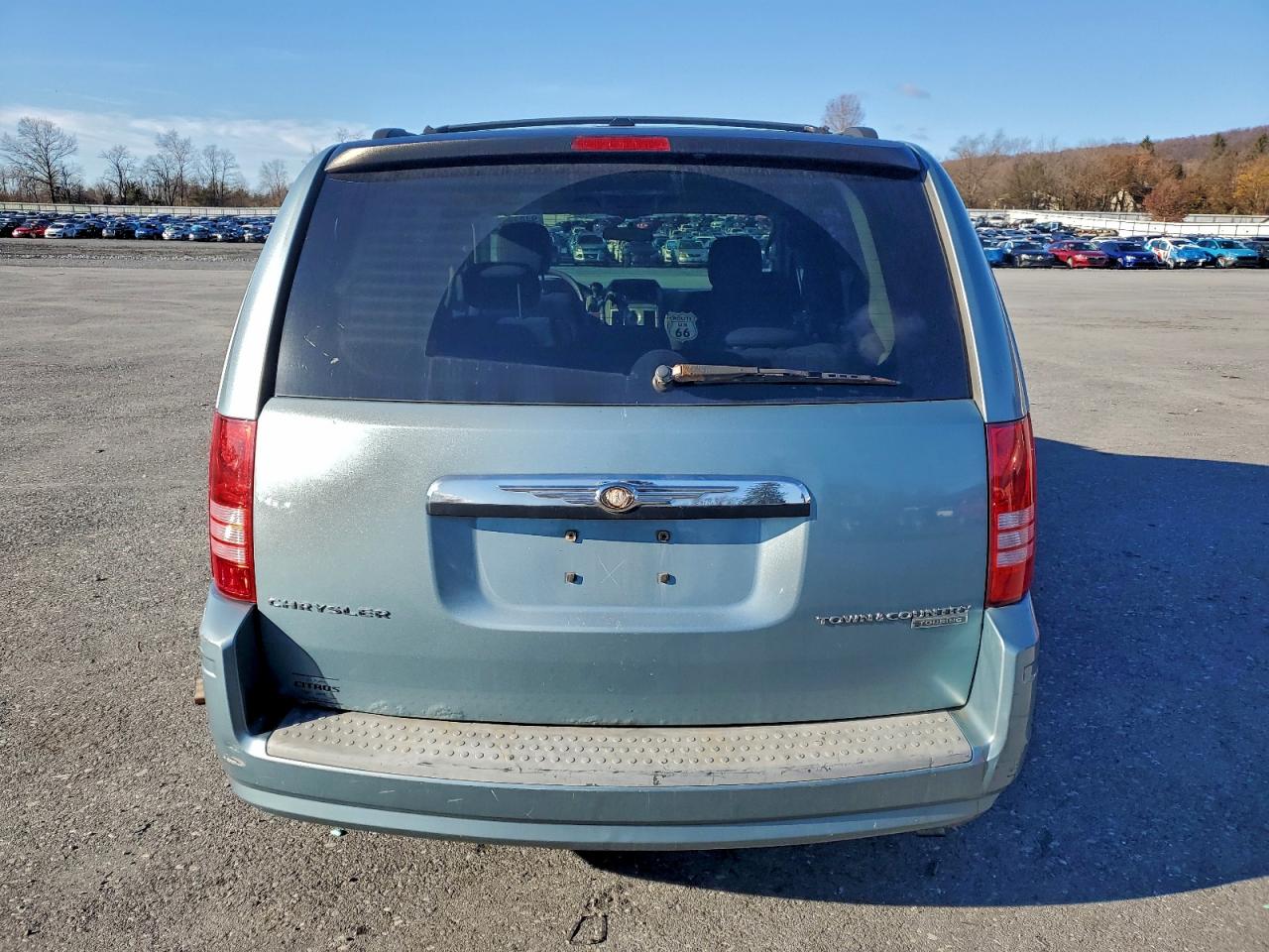 2009 Chrysler Town & Country Touring VIN: 2A8HR54139R573060 Lot: 94029595