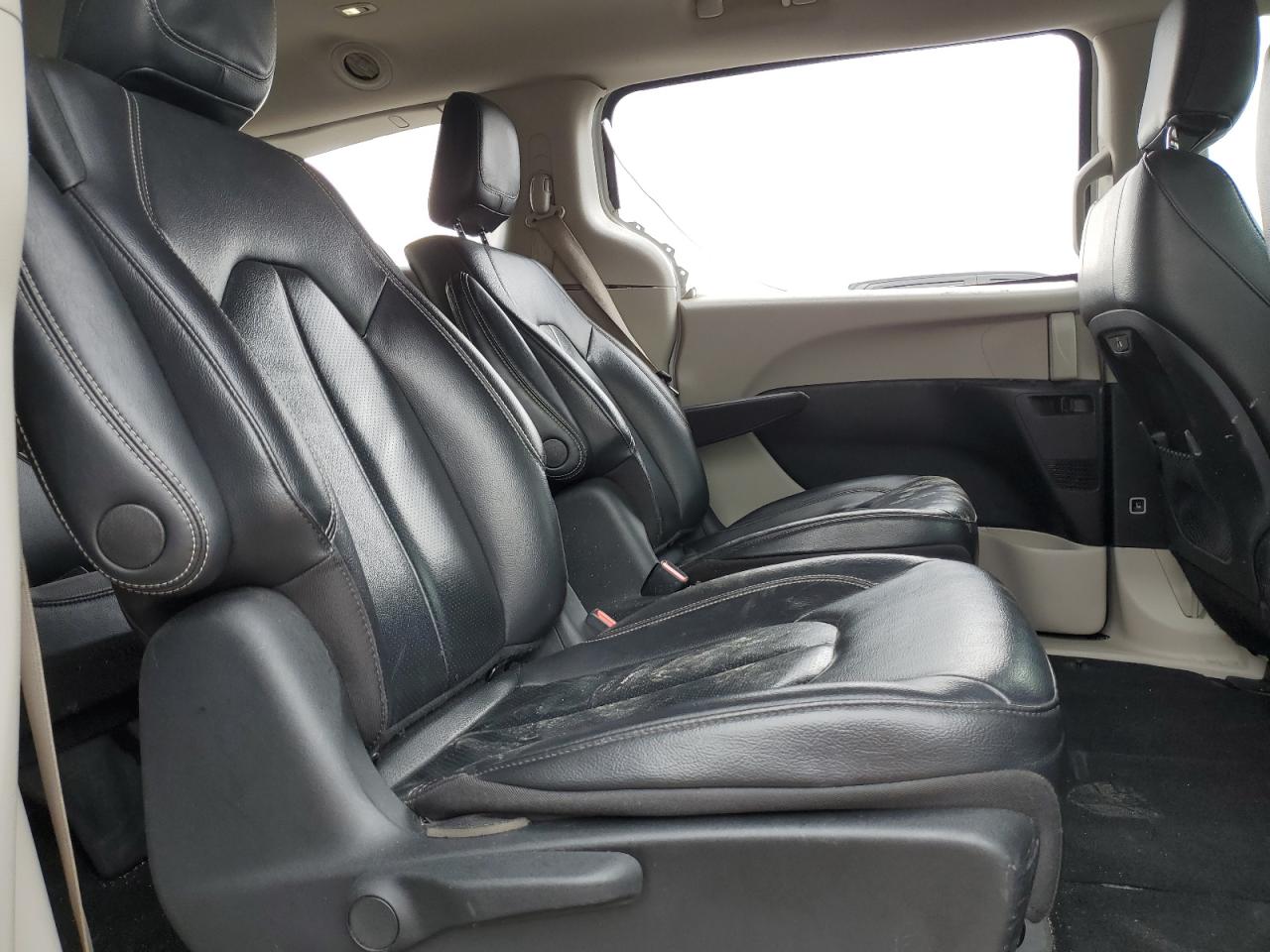 2022 Chrysler Pacifica Hybrid Touring L VIN: 2C4RC1L72NR129934 Lot: 93880705