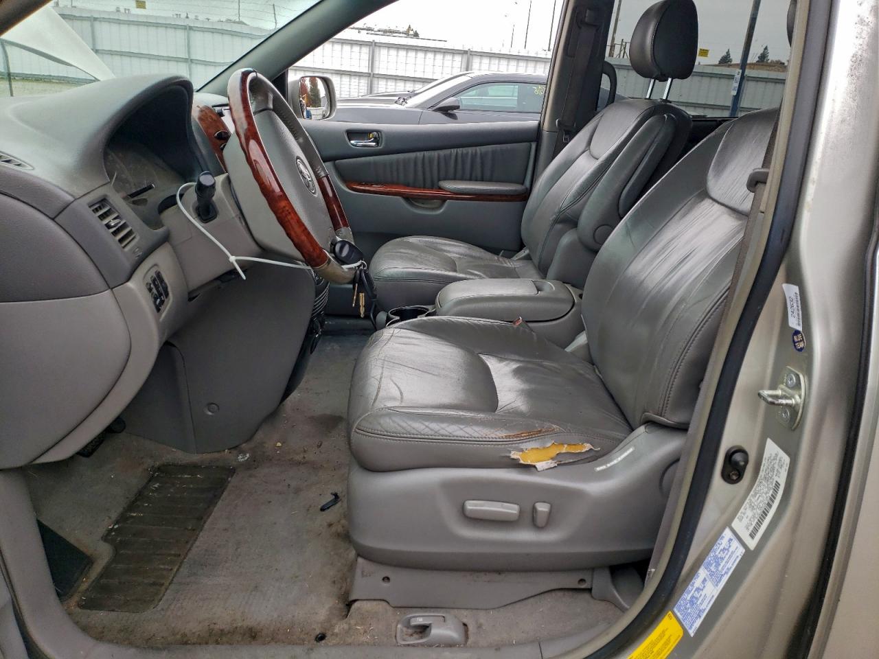 2004 Toyota Sienna Xle VIN: 5TDBA22C34S013210 Lot: 94001955