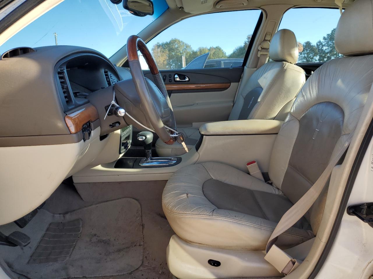 2001 Lincoln Continental VIN: 1LNHM97V11Y689901 Lot: 91214195