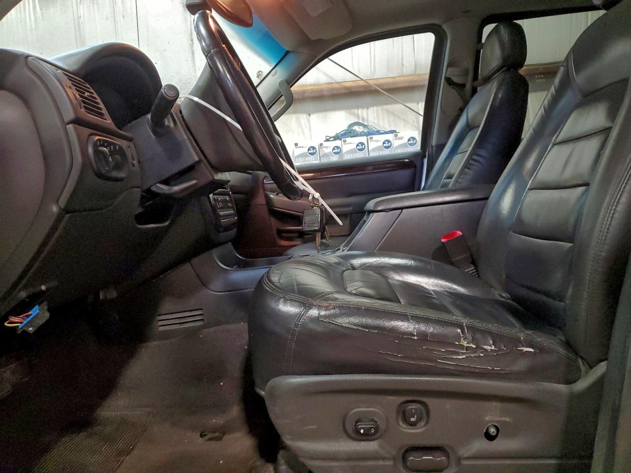 2005 Ford Explorer Limited VIN: 1FMDU65W35UA26125 Lot: 94362775