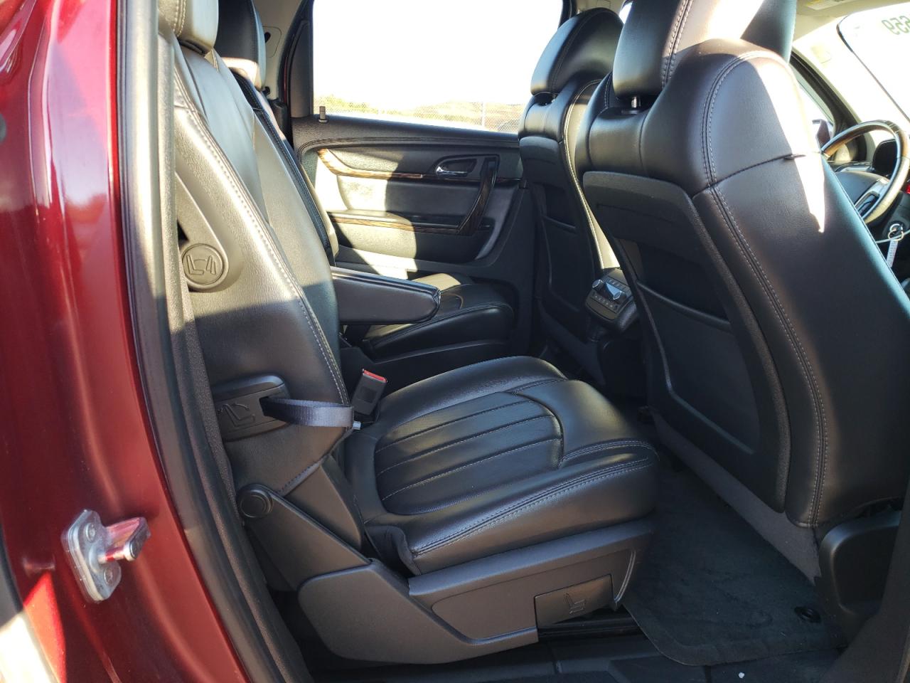 2015 GMC Acadia Denali VIN: 1GKKVTKD0FJ266850 Lot: 91659955