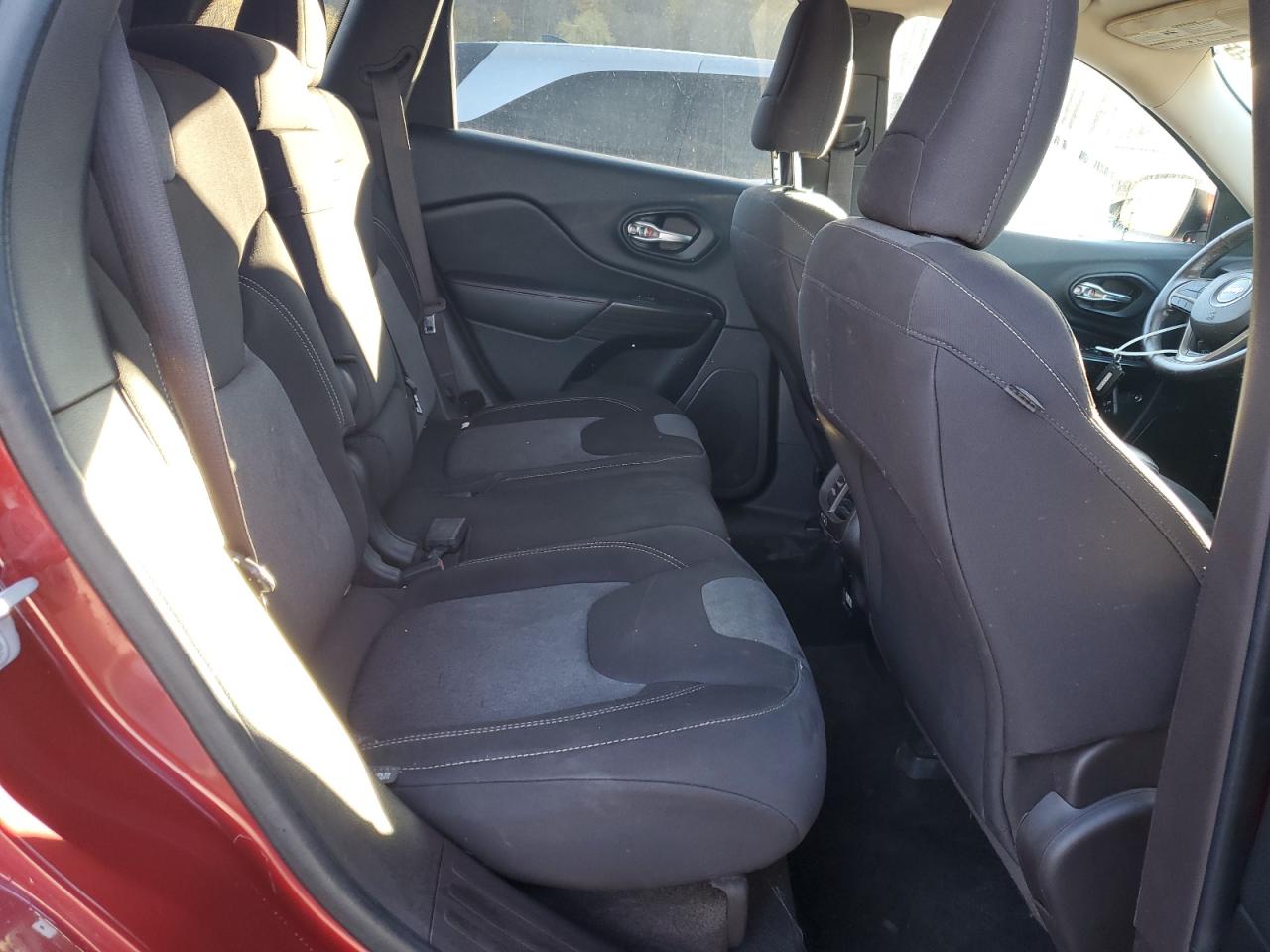 2014 Jeep Cherokee Latitude VIN: 1C4PJMCB4EW198392 Lot: 91301725