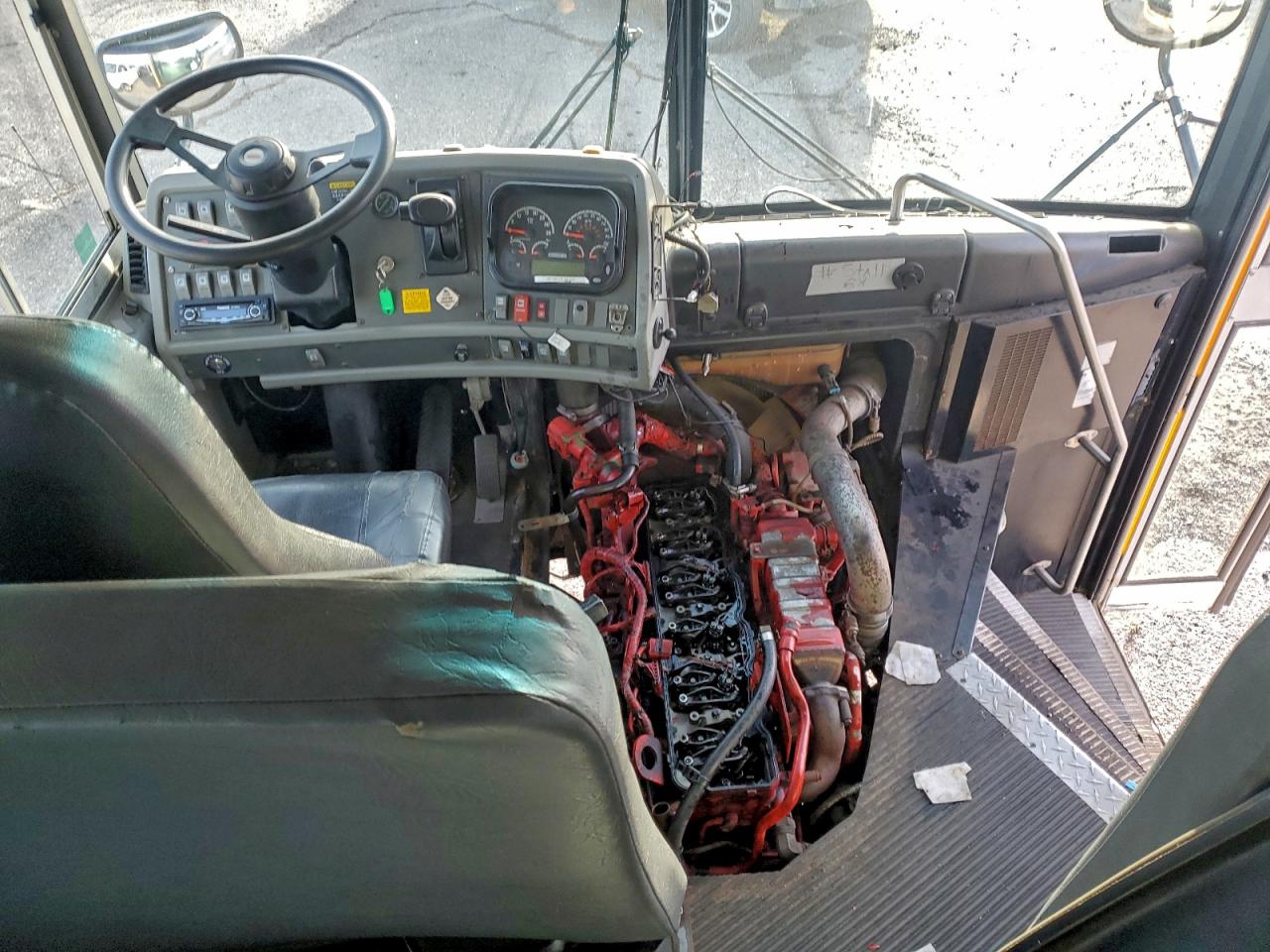 2014 Thomas Saf-T-Liner Efx - School Bus VIN: 1T88U9E23E1272354 Lot: 92332415