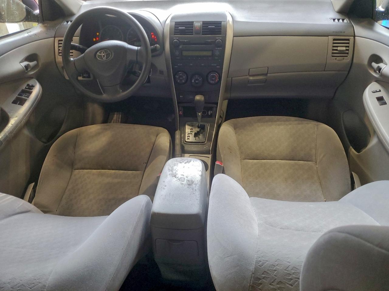 2009 Toyota Corolla Base VIN: JTDBL40E199092215 Lot: 94097445