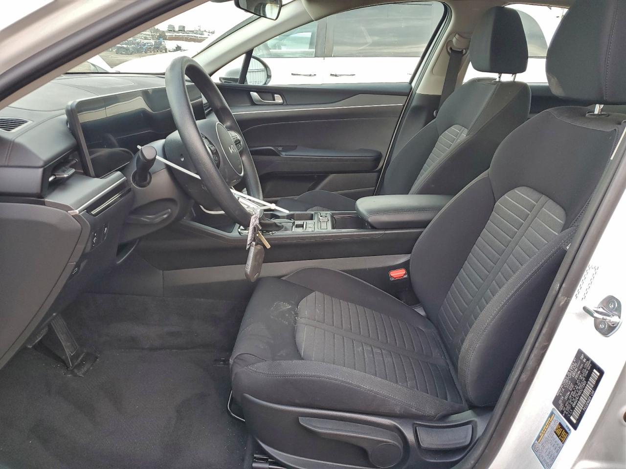 2025 Kia K5 Lxs VIN: KNAG24J70S5272305 Lot: 93728565