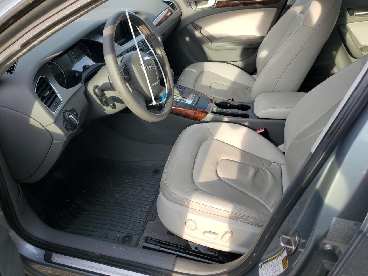 2010 Audi A4 Premium VIN: WAUBFAFL4AN006819 Lot: 90393945