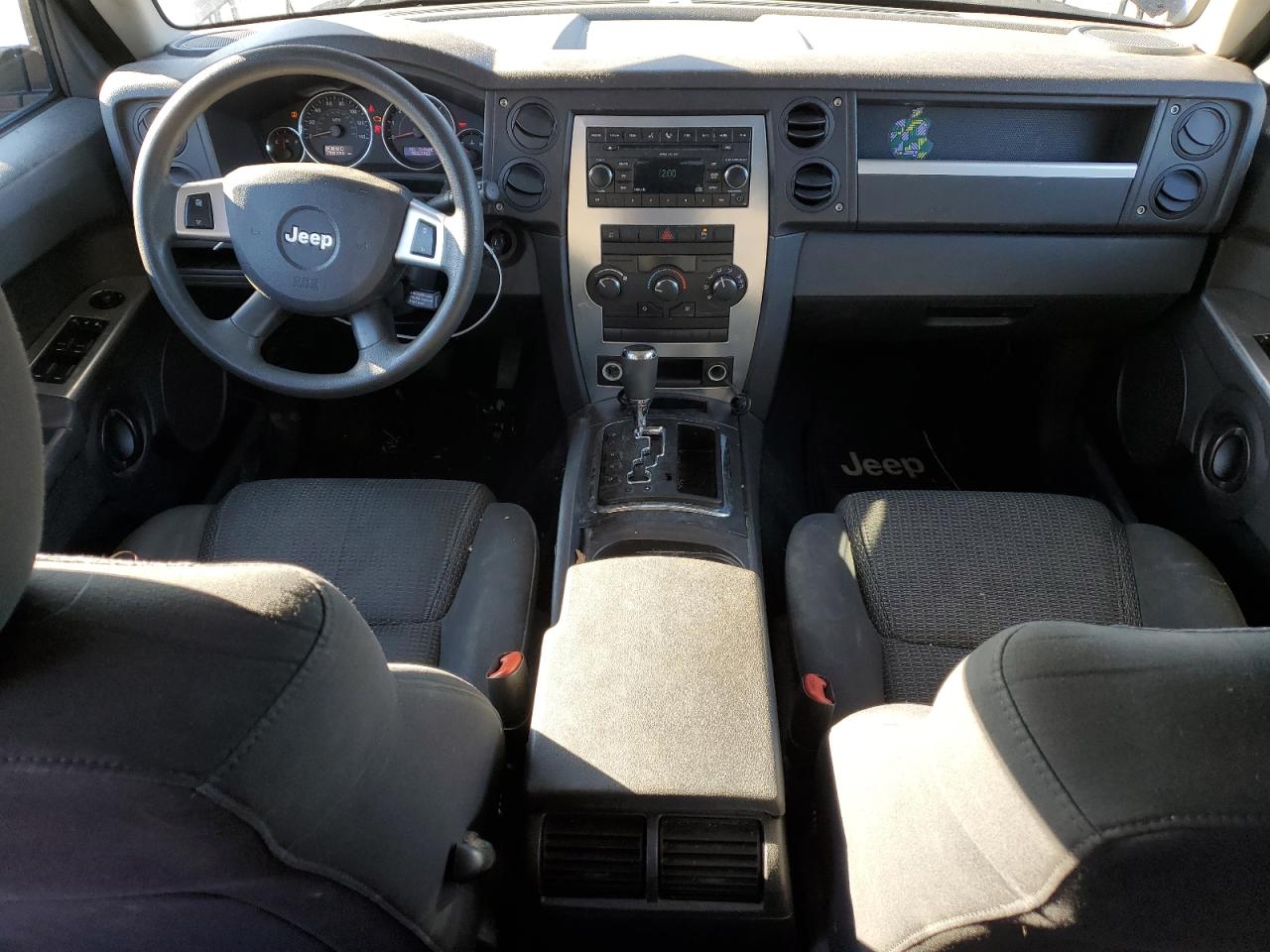 2008 Jeep Commander Sport VIN: 1J8HG48K68C232276 Lot: 92994395